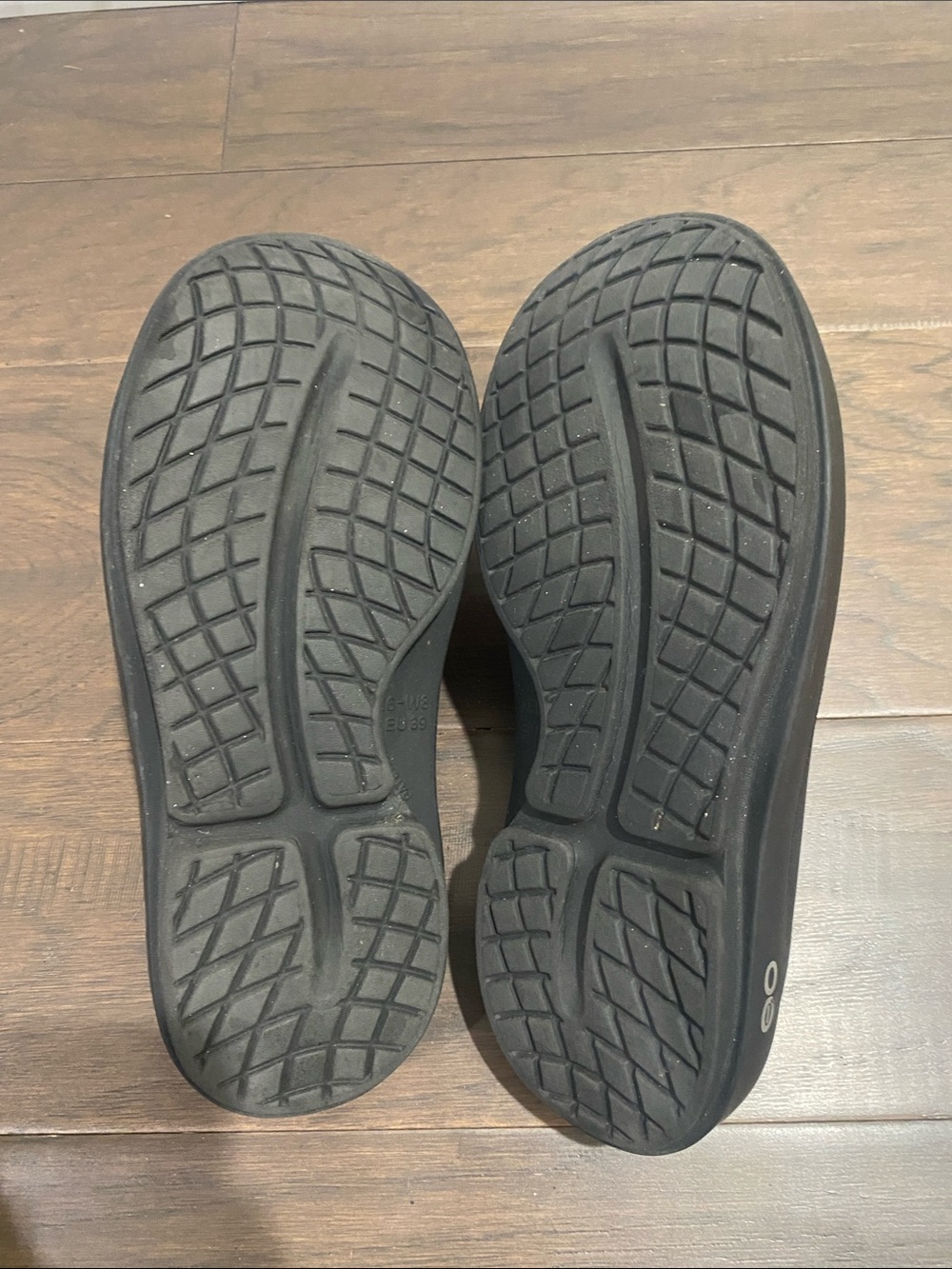 OOFOS Black Women's Clogs Mules - Picture 4 of 5